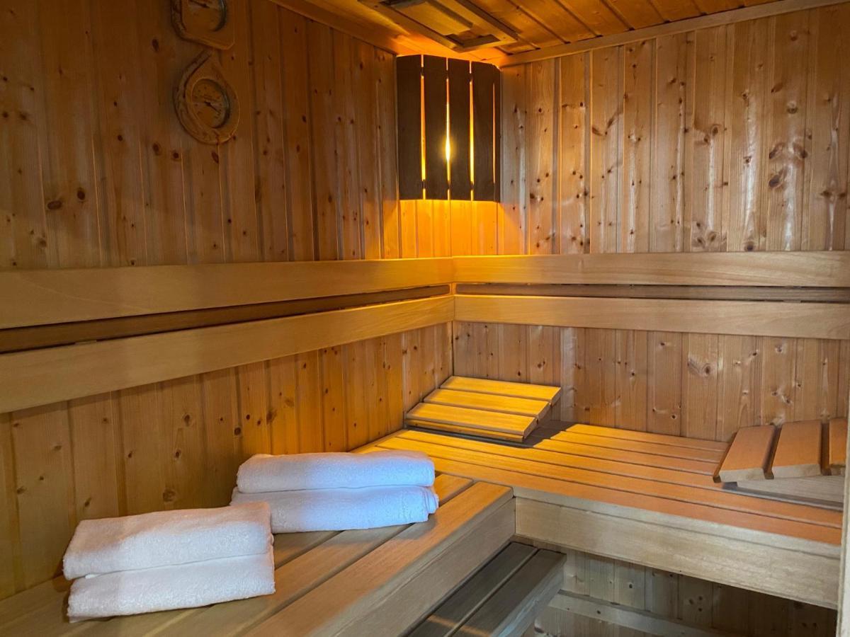 Family & Business Sauna Apartments Klonowa Nad Zalewem, Unikat Spa Kielce Extérieur photo